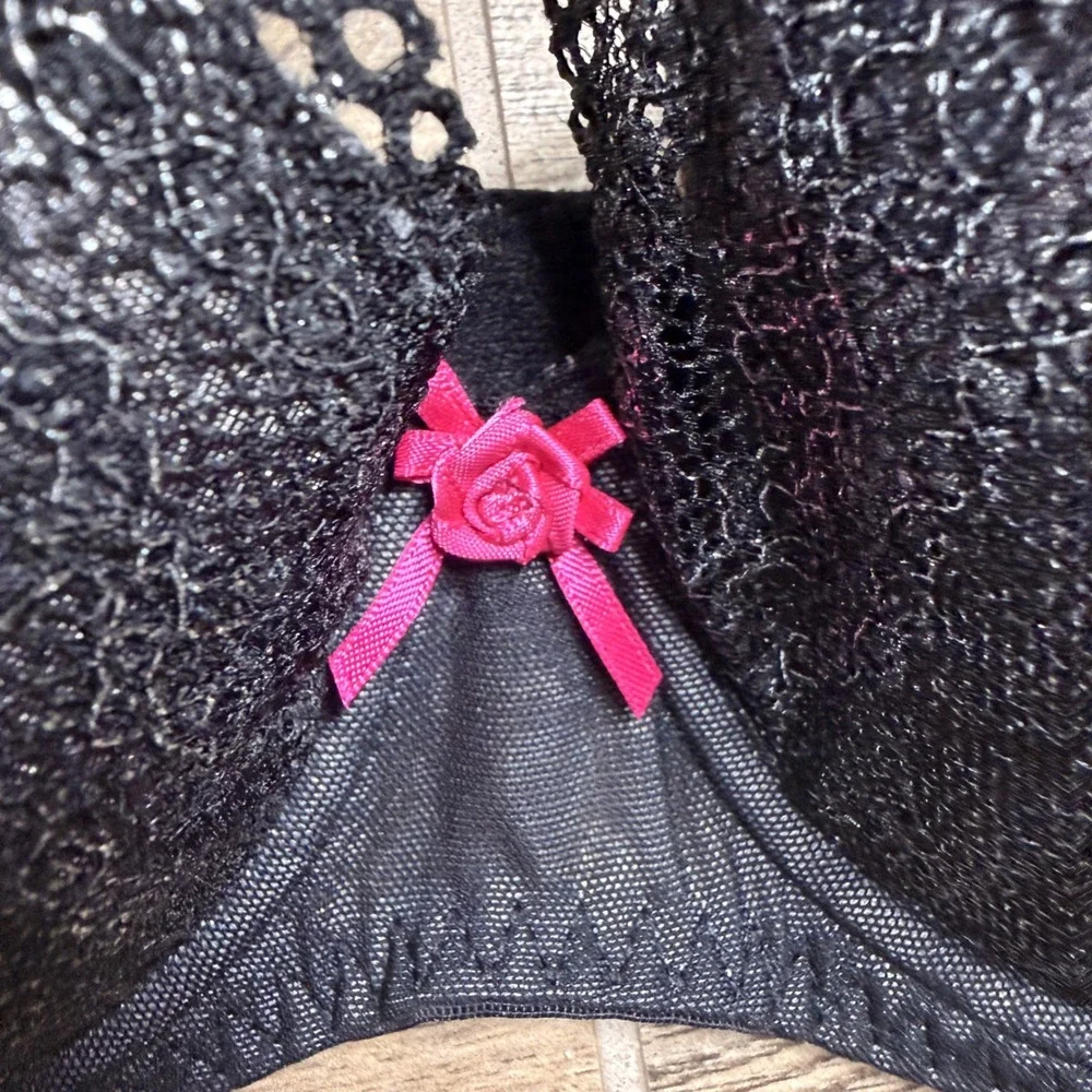 Betsey Johnson Intimates Black Silver Metallic Lace Underwire Demi Bra 36C